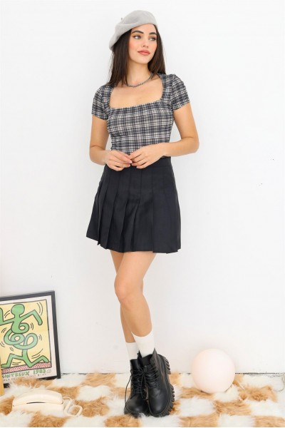 Plaid Short Sleeve Square Neck Fitted Bodysuit /3-2-1